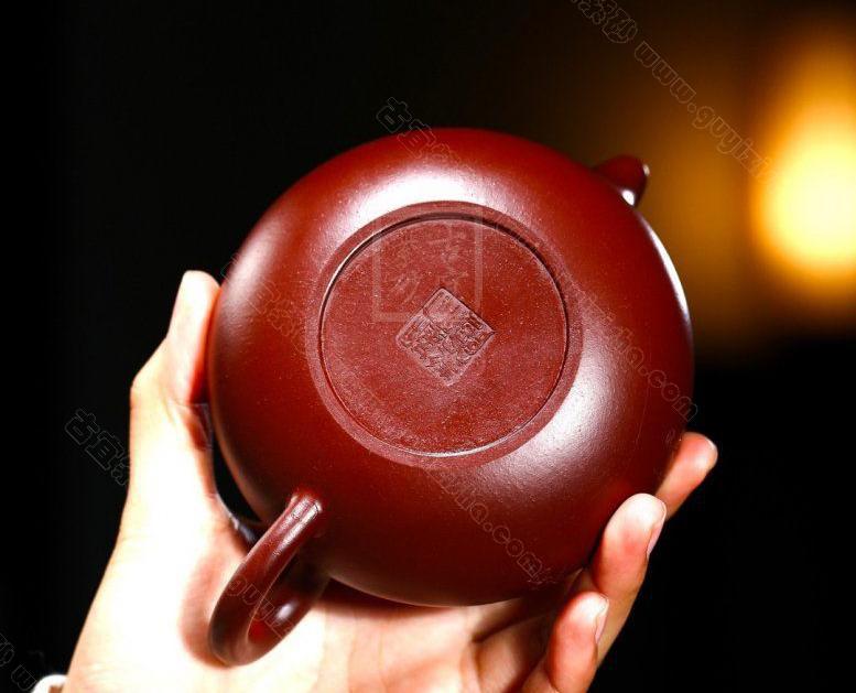 [隆邨] 清末古壺 老段泥 行竹鼓壺 底款廖章 逸然軒主人 中国急須　台湾急須 宜兴紫砂壶名家刘建平《得乐》紫砂壶-大师印章简介-淘壶人