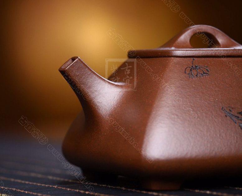 《四方石瓢》 - 点击图像关闭