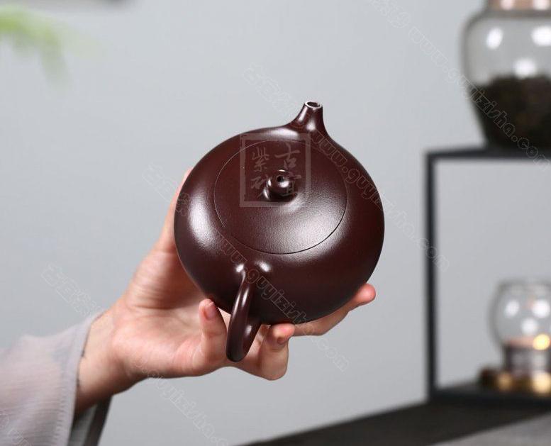 《乳丁西施》 - 点击图像关闭