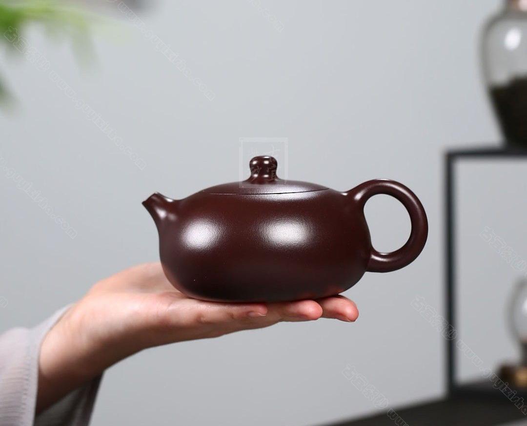 《乳丁西施》 - 点击图像关闭