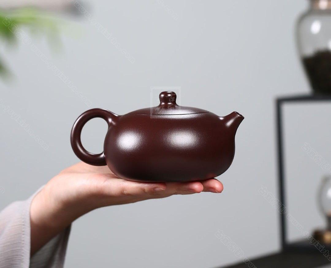 《乳丁西施》 - 点击图像关闭