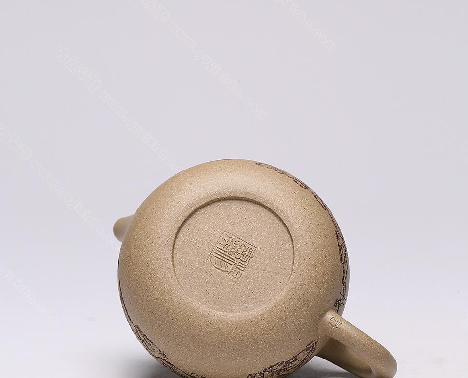 中国美術 紫斑釉 三羊瓶 高18cm(LC123) 中国美術 紫斑釉 三羊瓶 高18cm(LC123) 中国美術 紫斑釉 三羊