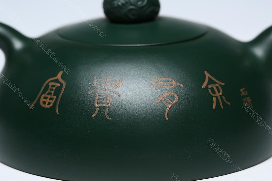 中国　清時代　粉彩　牡丹紋獅子耳瓶　天津興隆出品　送料込み251015 中国 清時代 粉彩 牡丹紋獅子耳瓶 天津興隆出品 送料込み251015