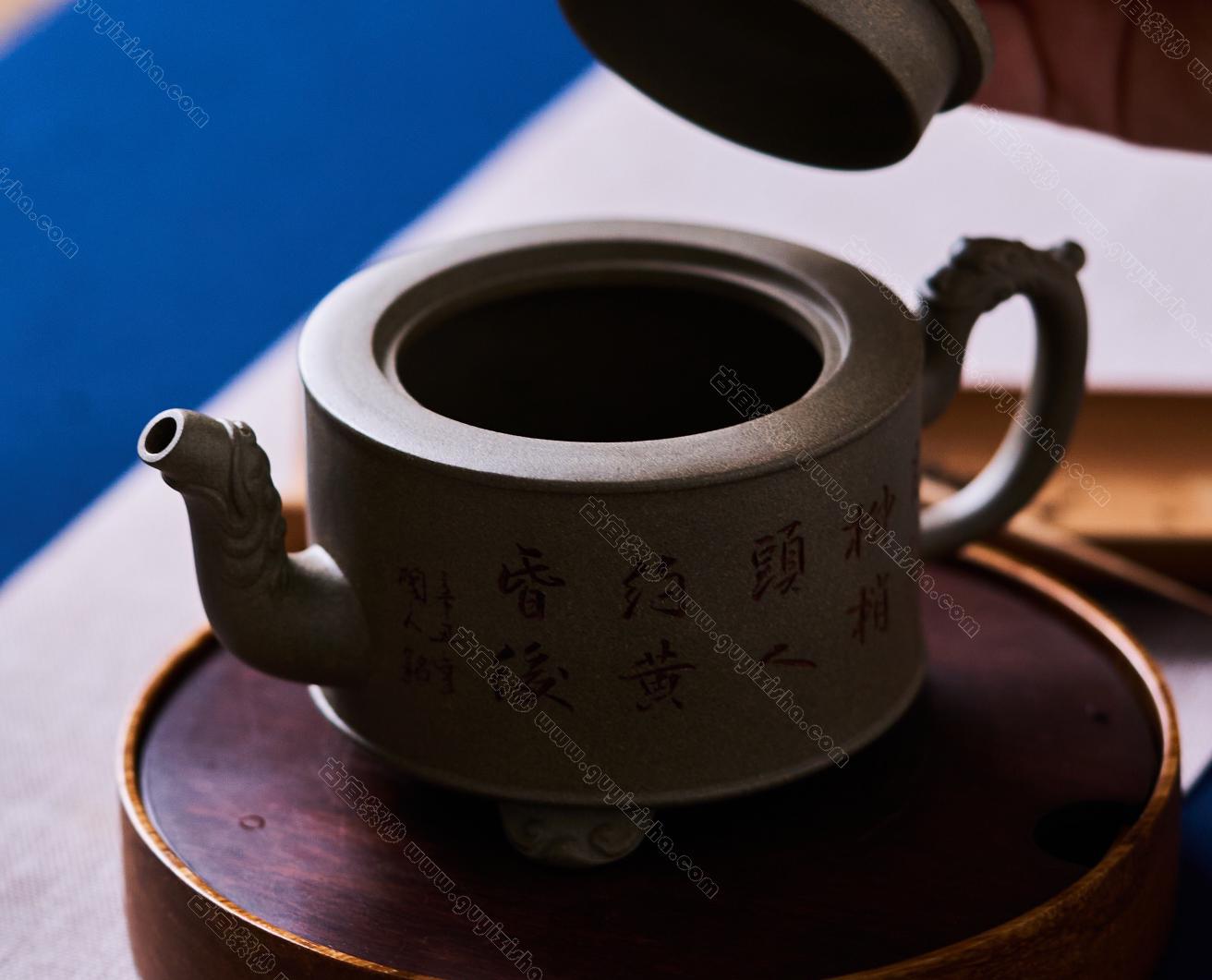 三足螭龙|正品周云紫砂壶价格|青段275CC