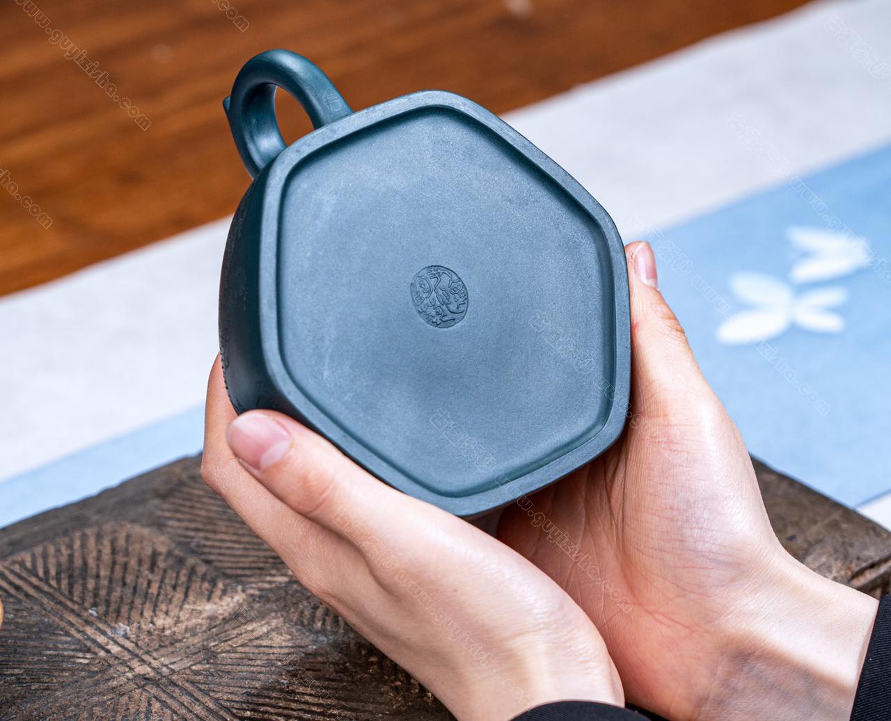 六方金砂|正品尹怀紫砂壶价格|民国绿370CC