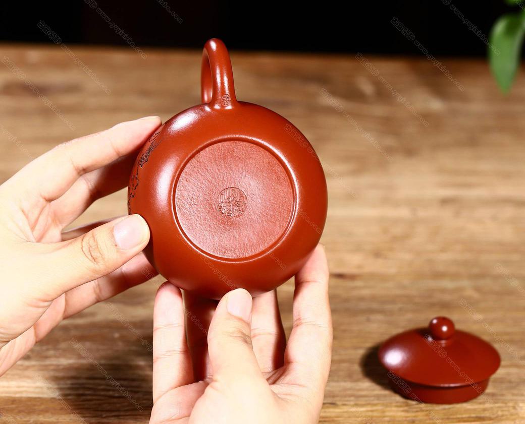 中国　紫砂　朱泥　梅に鳥彫　花瓶　在銘　V　5715 中国 荊渓恵孟臣製 紫砂 朱泥 急須 茶壷 V R8274 美術品