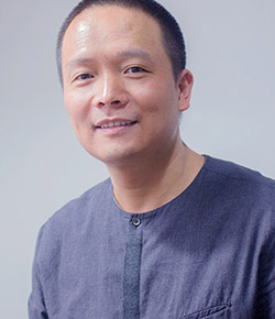 宜兴紫砂壶名家何健