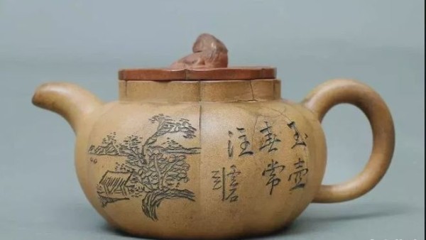 一位上海警察收藏了一把缺盖的“高梅花壶，经鉴定是朱可心的！